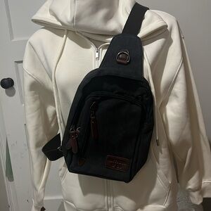 NWOT Men's Black / gray Sling Bag - Unisex